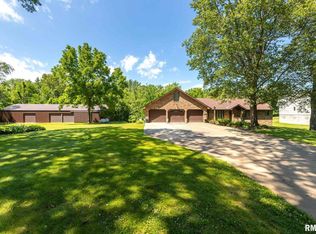 5128 E High St, Colona, IL 61241