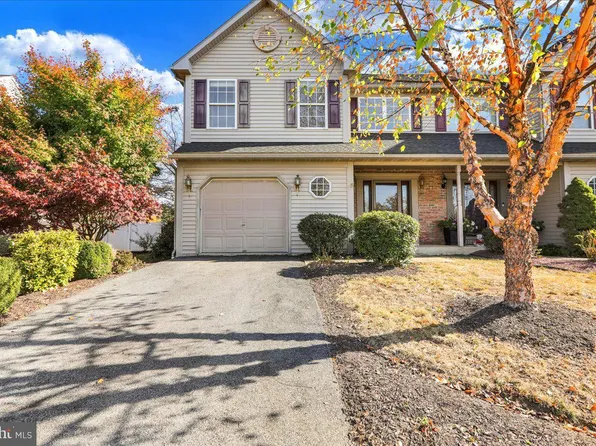 303 Diane Ave, Reading, PA 19608