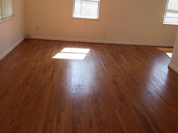 3rd image of 618 S Mollison Ave