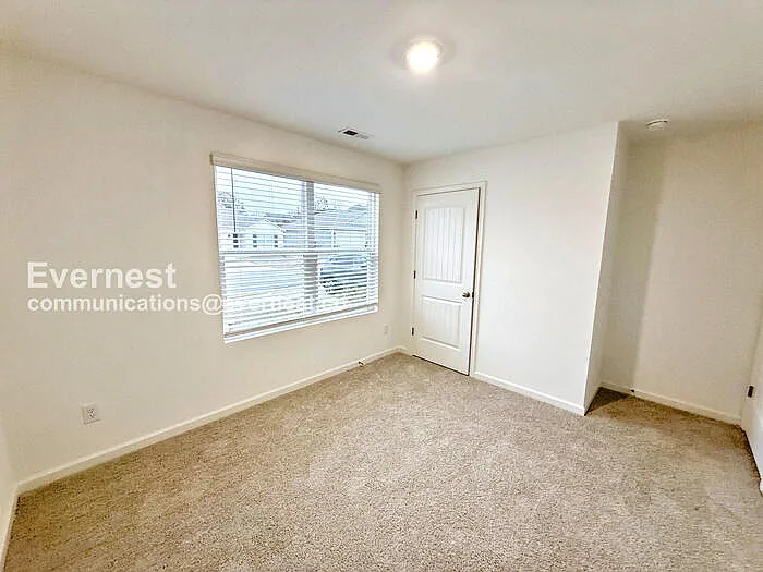 241 Koslin Loop — Photo 10