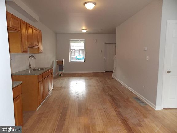 4th image of 2826 N 26th St