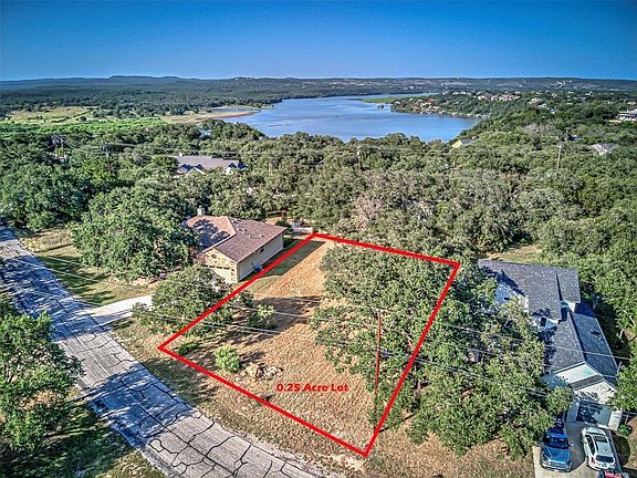 4th image of 311 Bedford Dr