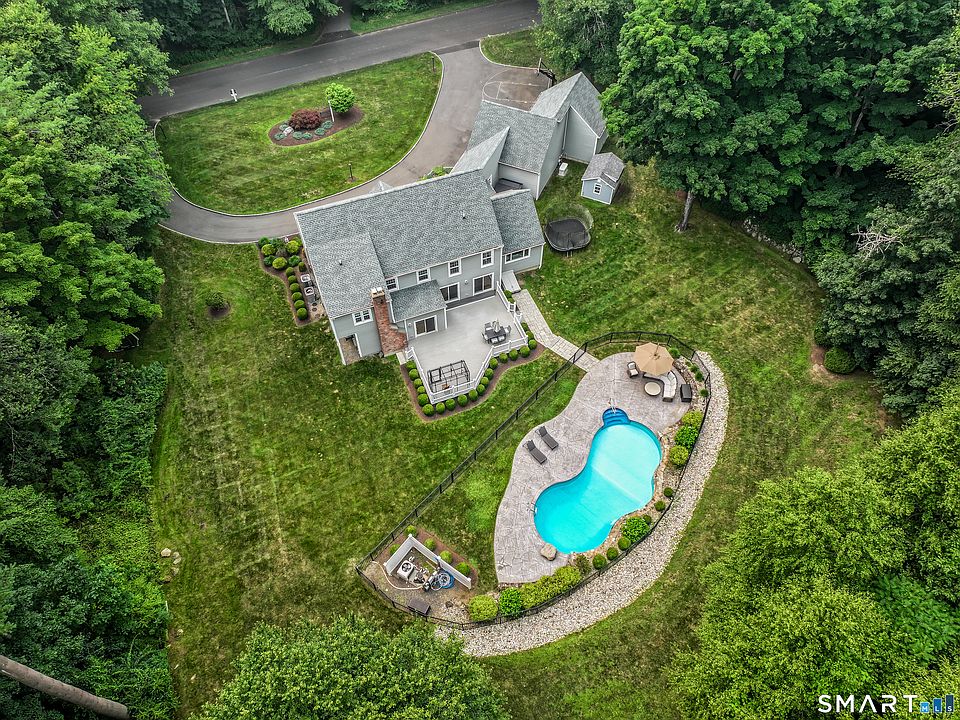 1st image of 9 Hidden Brook Drive