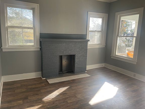 2nd image of 1430 W Kirby Pl #B
