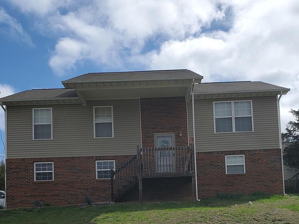 1st image of 2218 Sand Ct