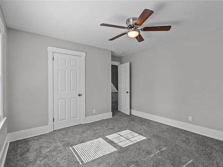 3065 Latonia Ave — Photo 17