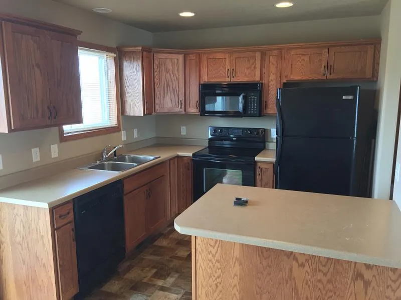 Building Photo - 1723 Torrey Pines Dr