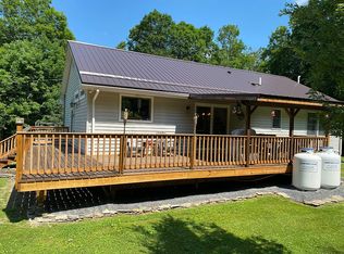 202 Butternut Rdg, Morris, NY 13808