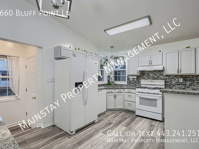 7660 Bluff Point Ln — Photo 8