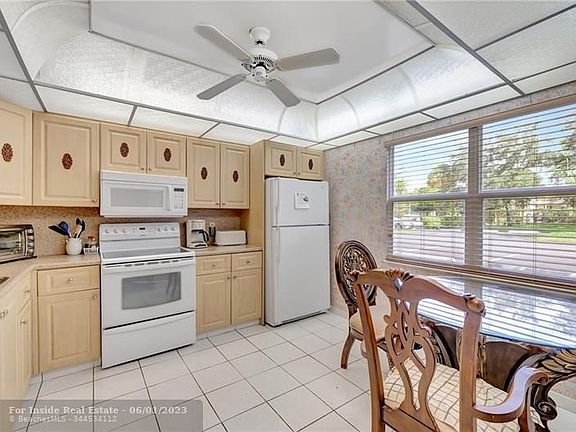 4th image of 3305 Aruba Way APT O1