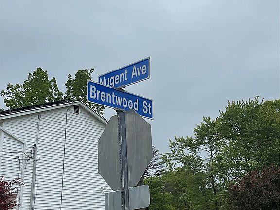 4th image of Brentwood Street