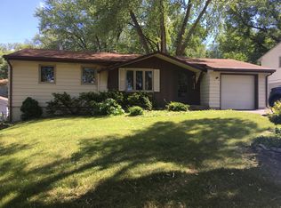 9217 Fowler Cir, Omaha, NE 68134