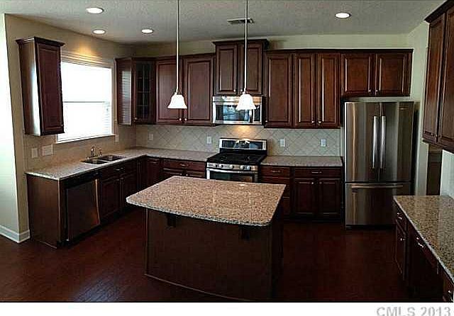 2nd image of 120 Sand Spur Drive Wl #239