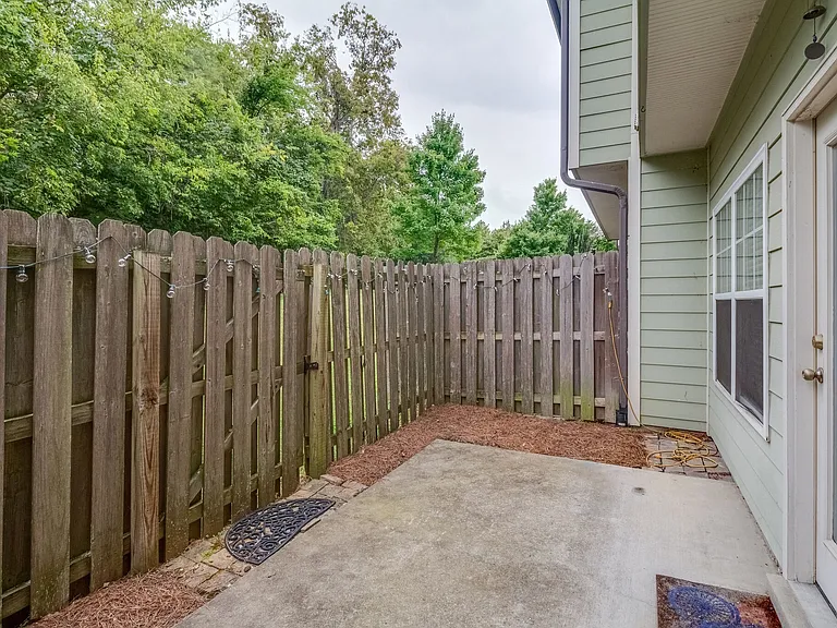 553 Rosedale Ave #107 — Photo 29