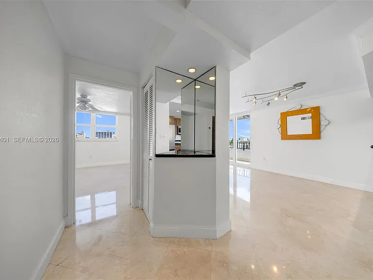 720 Collins Ave #603 — Photo 6