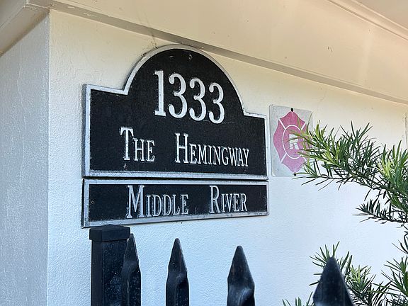 4th image of 1333 NE 5th Ter APT 9