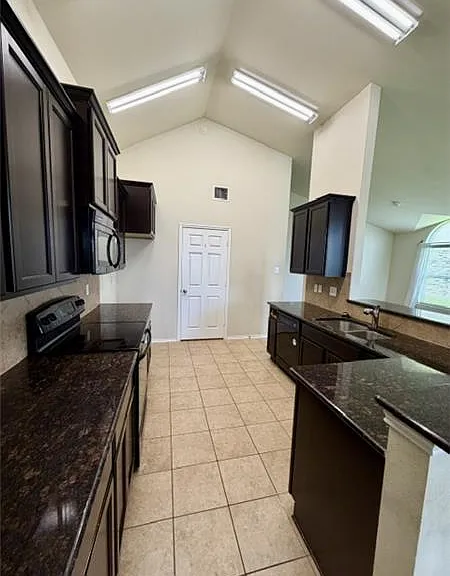 6716 Costa Dr — Photo 6