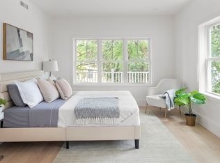 12-14 Edwin St #1, Brookline, MA 02445