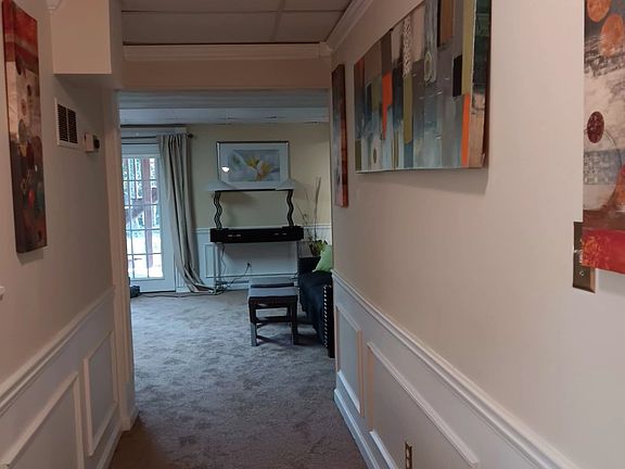 5th image of 120 Cedar Cir
