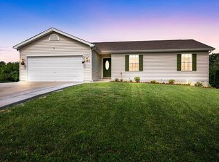 642 Hickory Dale Dr, Saint Charles, MO 63304
