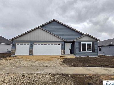 2001 Essler Dr, Saint Peter, MN, 56082
