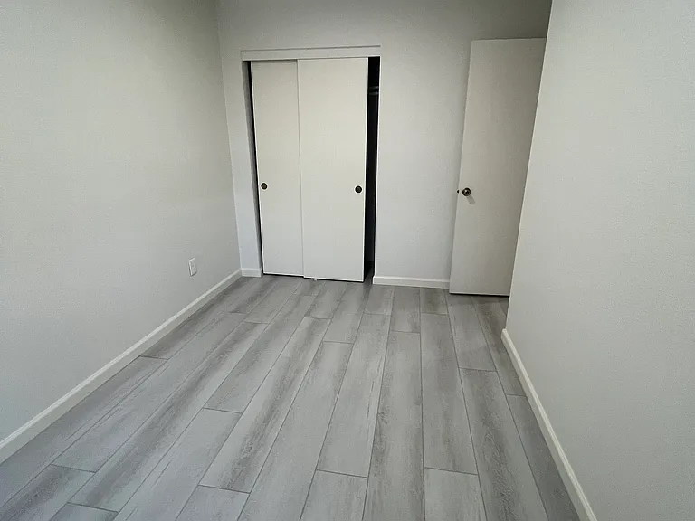 21550 Westwood Blvd — Photo 8