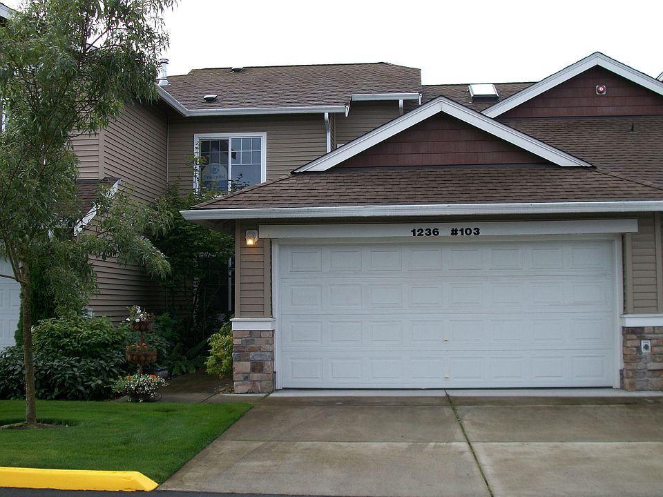 Lawn maintenance included