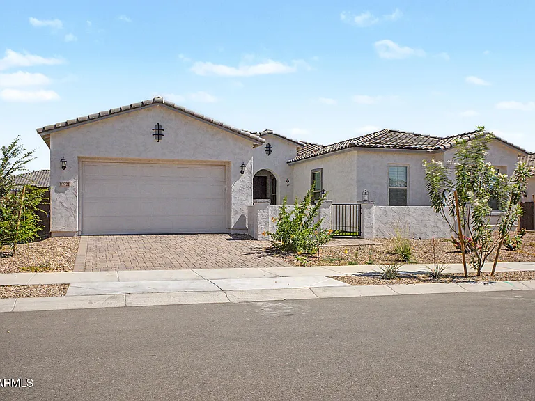 18921 E Aubrey Glen Rd — Photo 2