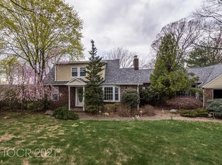 28 Magnolia Ave, Montvale, NJ 07645