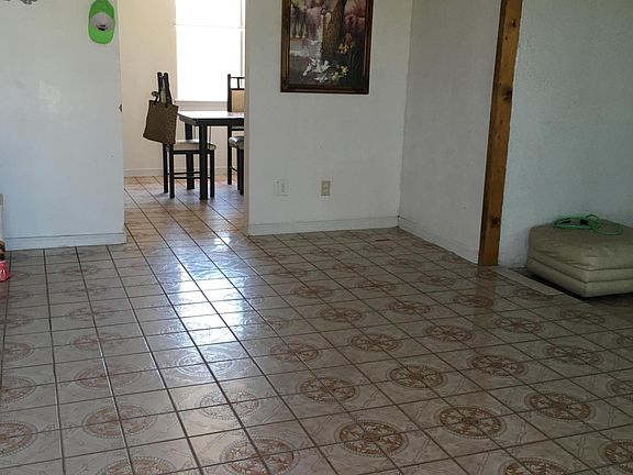 2nd image of 850 Chapala Ct