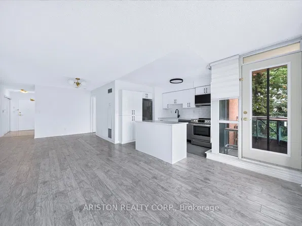 745 New Westminster Dr Unit 409, Vaughan, ON L4J 8J9