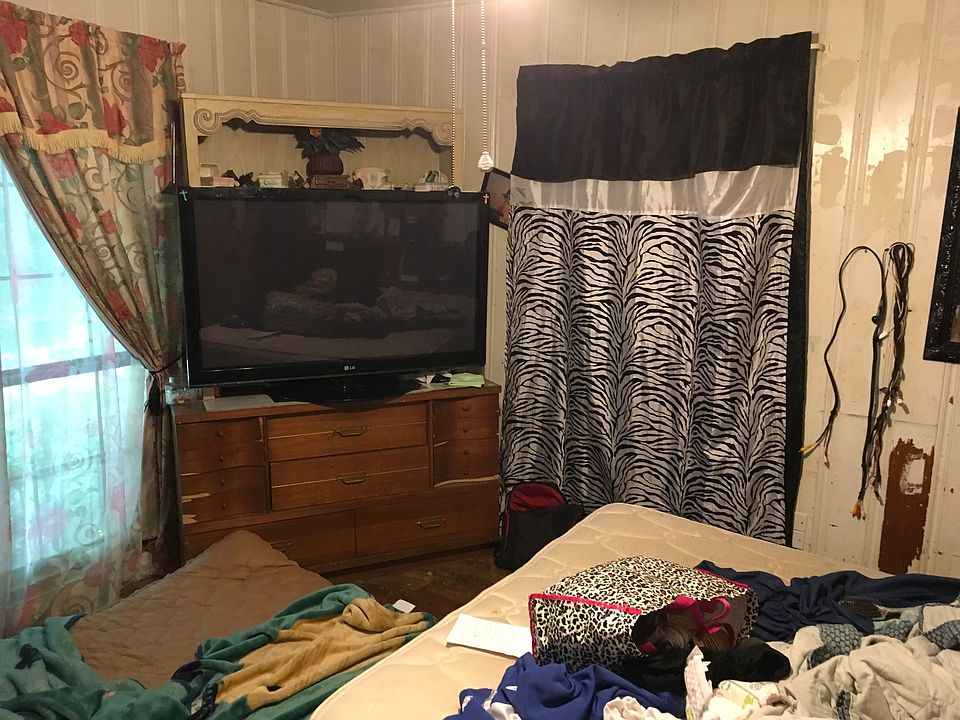 1st image of 5613 Humbert Ave