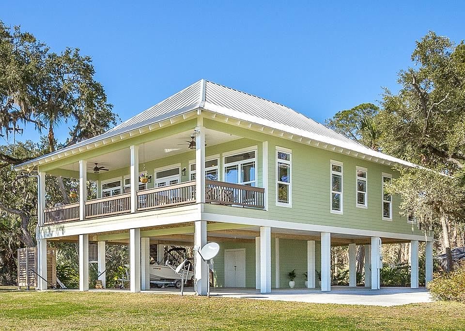 1st image of 2526 Egret Ln