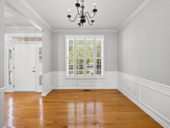2nd image of 2507 Cranswick Pl