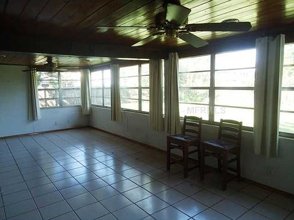 4th image of 1311 Saxon Dr