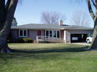 700 Iowa St, Denver, IA 50622