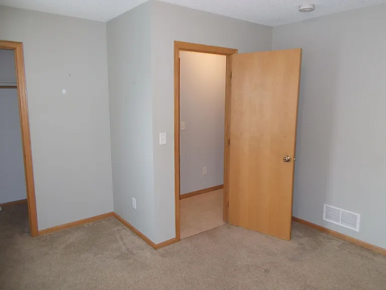 1022 Stinson St — Photo 25