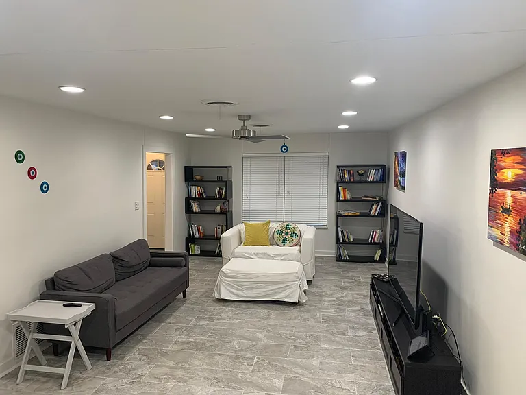4638 Wilma Dr — Photo 14