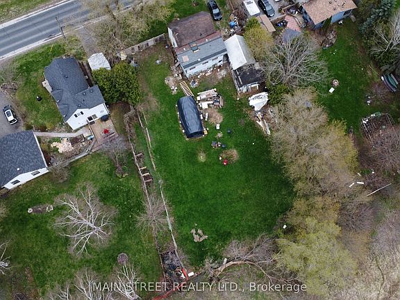 5th image of 4530 Mount Albert Rd