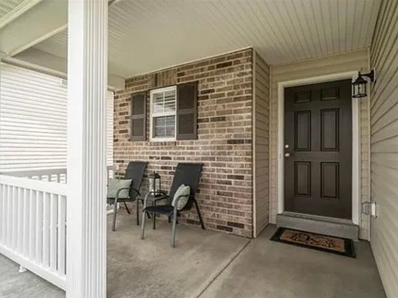2nd image of 808 Cadbury Dr