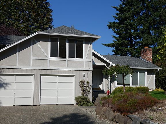 2nd image of 15810 SE 47th Pl