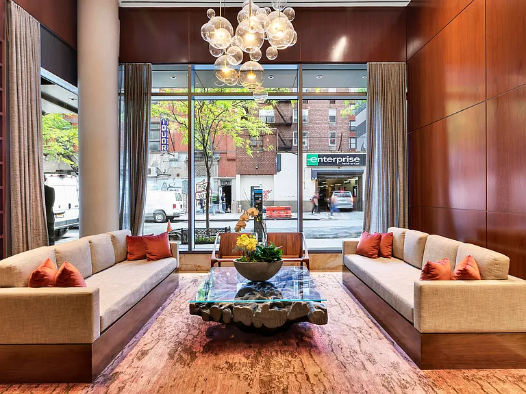 101 W 24th St #5B — Photo 10