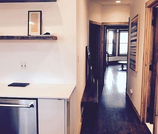 5th image of 1305 W Thorndale Ave #32