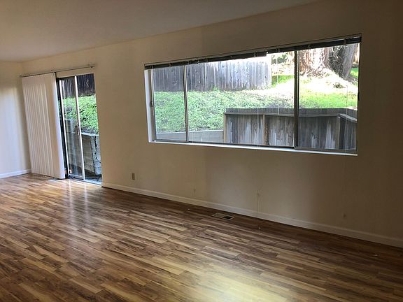 2nd image of 170 Miller Ave APT 10