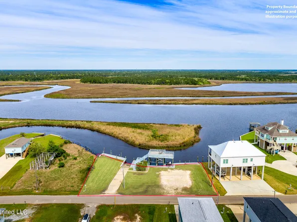 11367 Texas St, Bay Saint Louis, MS 39520