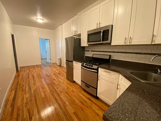 Rented by Bond New York | media 11