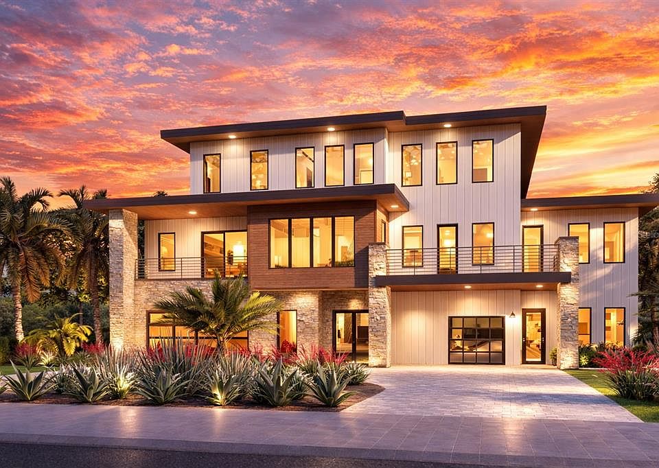 1st image of 26 Harborpointe Dr