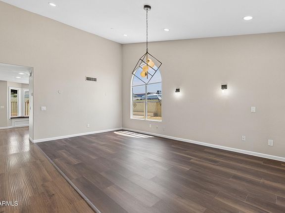 5th image of 7726 W CINNABAR Avenue