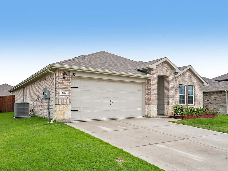 3924 Pinebluff Ln — Photo 20