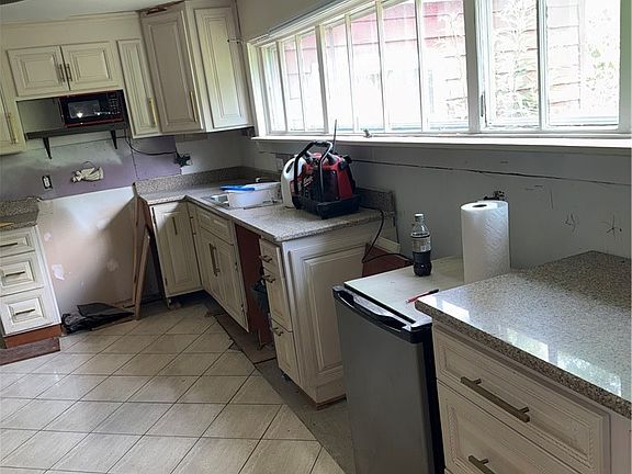 2nd image of 46721 Jo Henry Dr